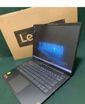 New Laptop Lenovo Legion 5 8GB AMD Ryzen 5 SSD 256GB