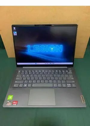 New Laptop Lenovo Legion 5 8GB AMD Ryzen 5 SSD 256GB