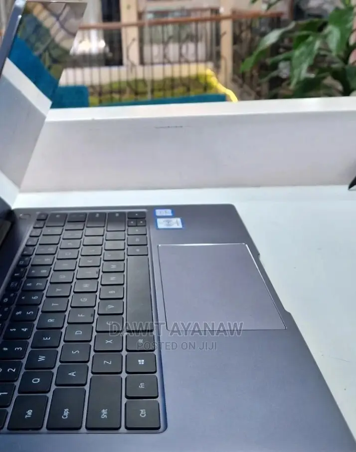 New Laptop Huawei MateBook X Pro 8GB Intel Core I5 SSD 512GB
