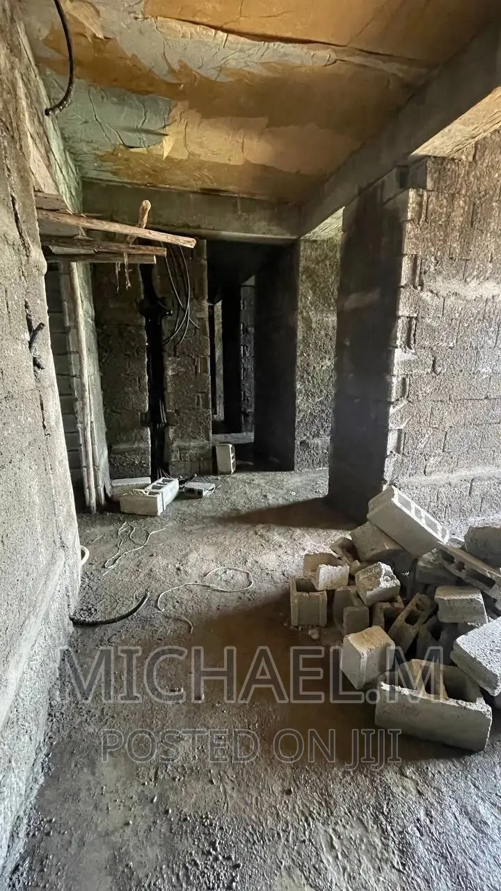 3bdrm Apartment in Visco, Bole for sale