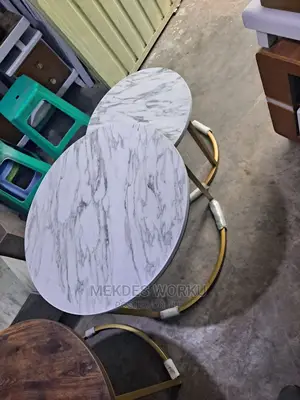 Photo - Center Table