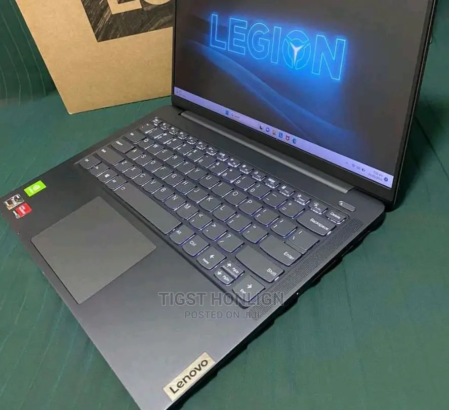 New Laptop Lenovo Legion 5 16GB AMD Ryzen 5 SSD 256GB