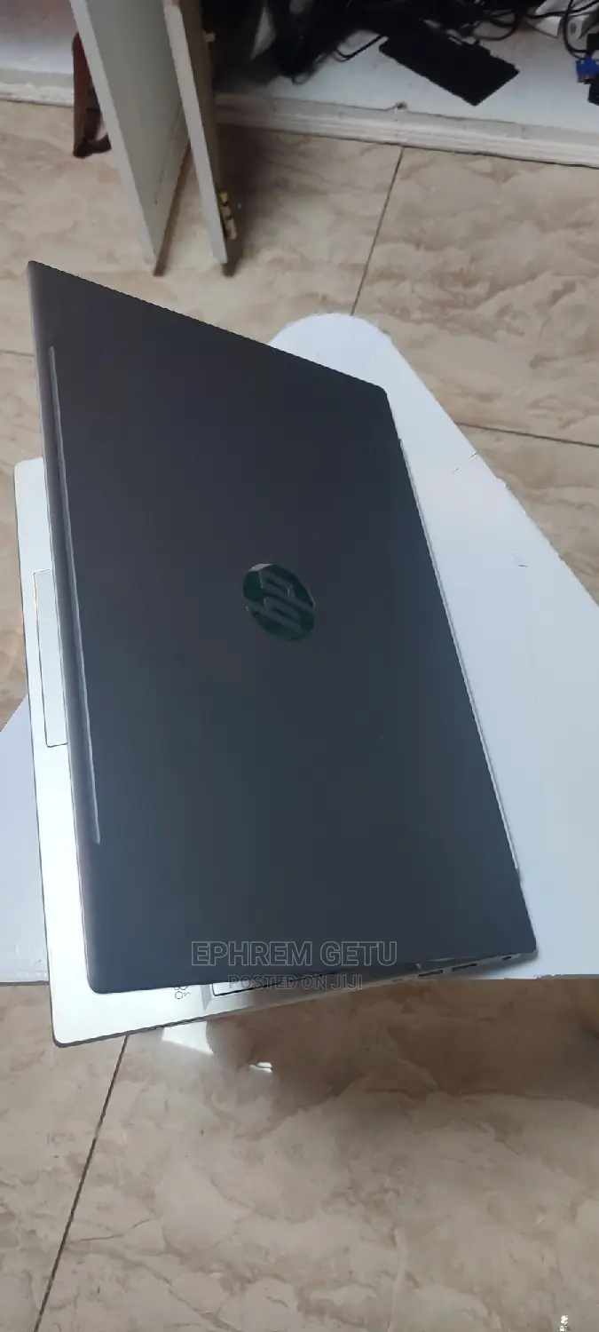 New Laptop HP Pavilion 15 8GB Intel Core I5 SSD 256GB