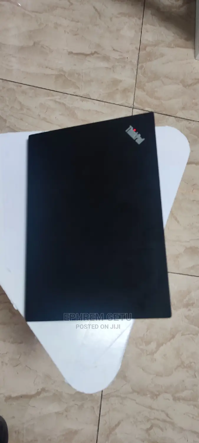 New Laptop Lenovo ThinkPad Yoga 8GB Intel Core I3 SSD 256GB