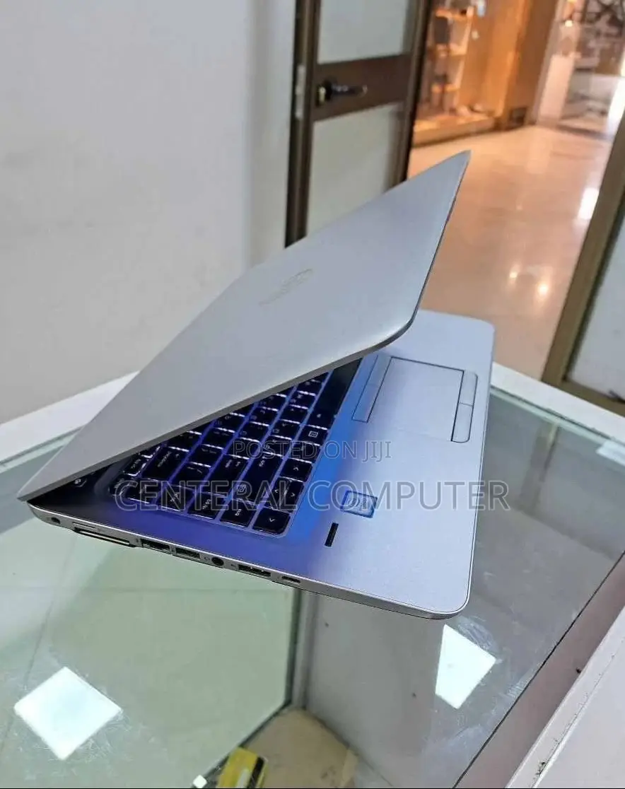 Laptop HP EliteBook 840 8GB Intel Core I5 SSD 1T