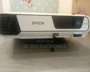 EPSON X39 Projector