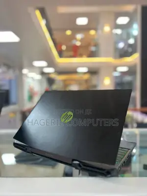 New Laptop HP Pavilion 13z 8GB Intel Core I5 SSD 256GB