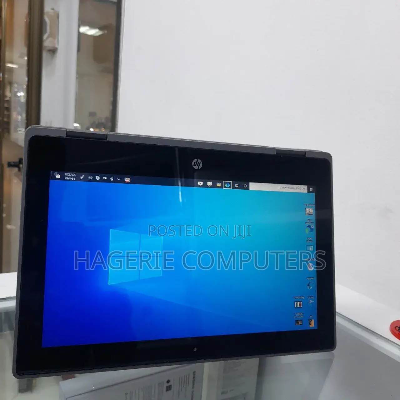 New Laptop HP X360 310 G2 8GB Intel Core I3 SSD 256GB