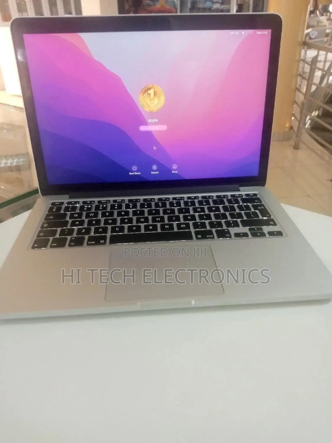 New Laptop Apple MacBook Pro 2015 16GB Intel Core I7 SSD 128GB