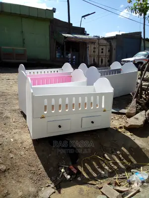 ጥራት ያለውየ ልጅ አልጋ