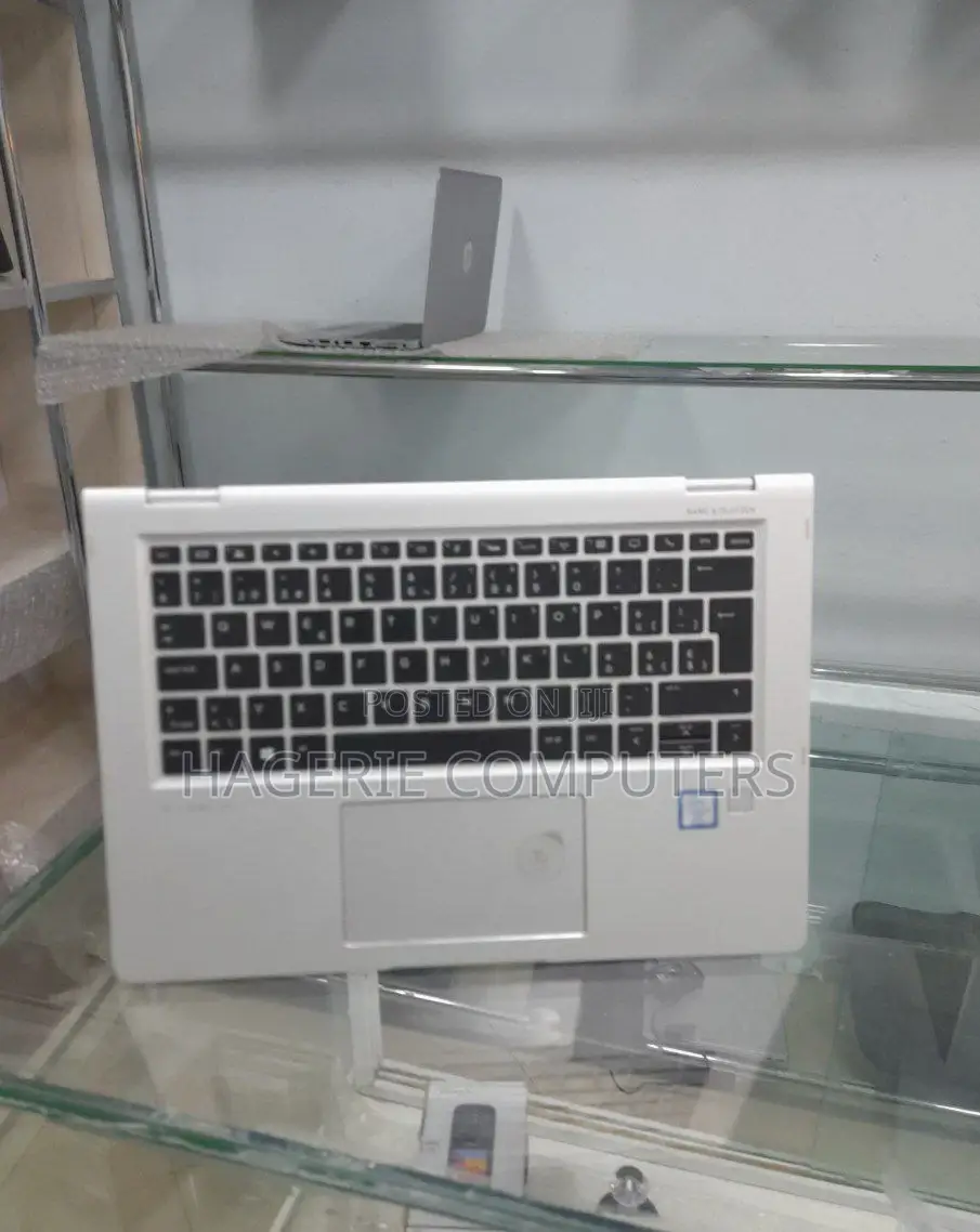 New Laptop HP EliteBook X GB Intel Core I7 SSD 512GB