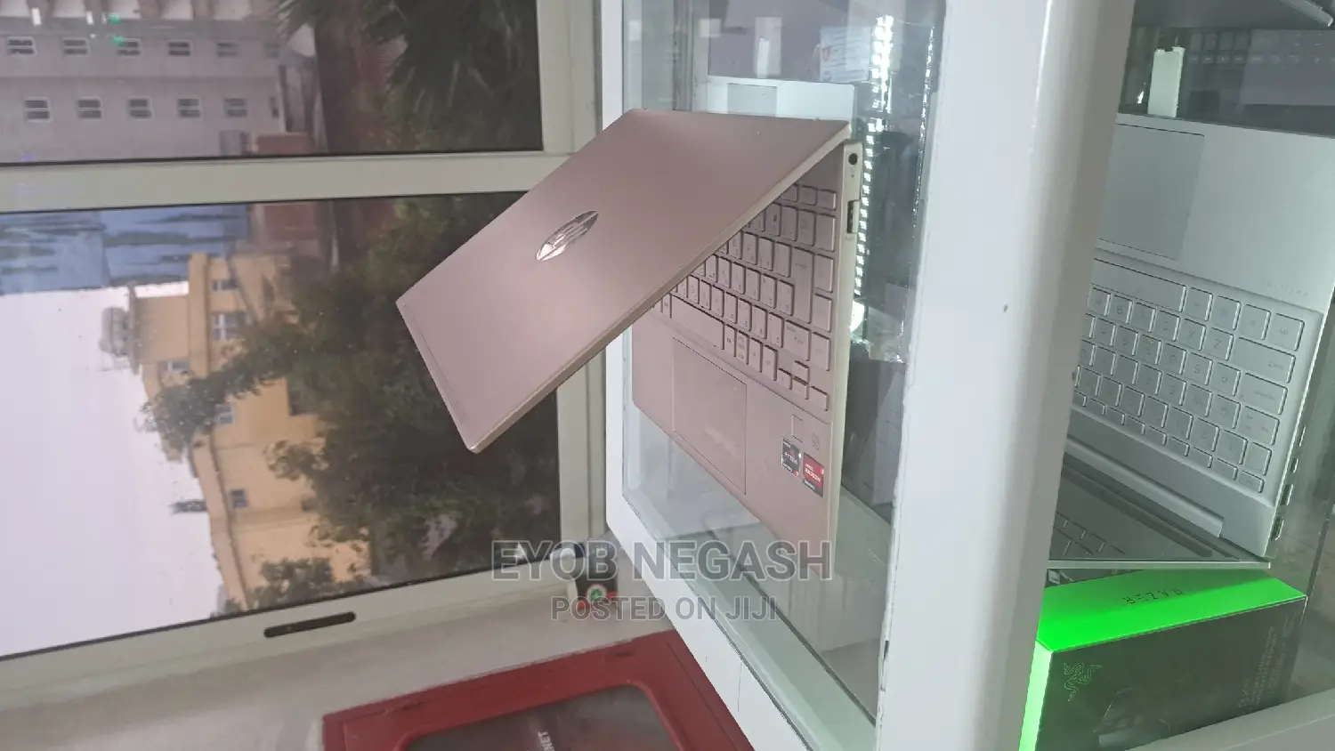 New Laptop HP Envy 13 8GB AMD Ryzen 7 SSD 512GB