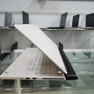 New Laptop 32GB Intel Core I7 SSD 2T