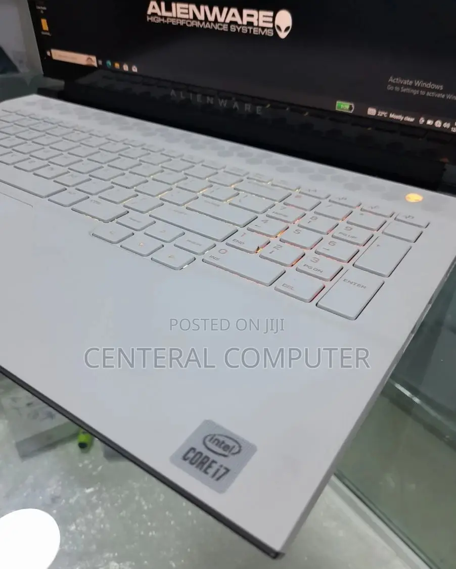New Laptop Alienware M17x R2 32GB Intel Core I7 SSD 2T
