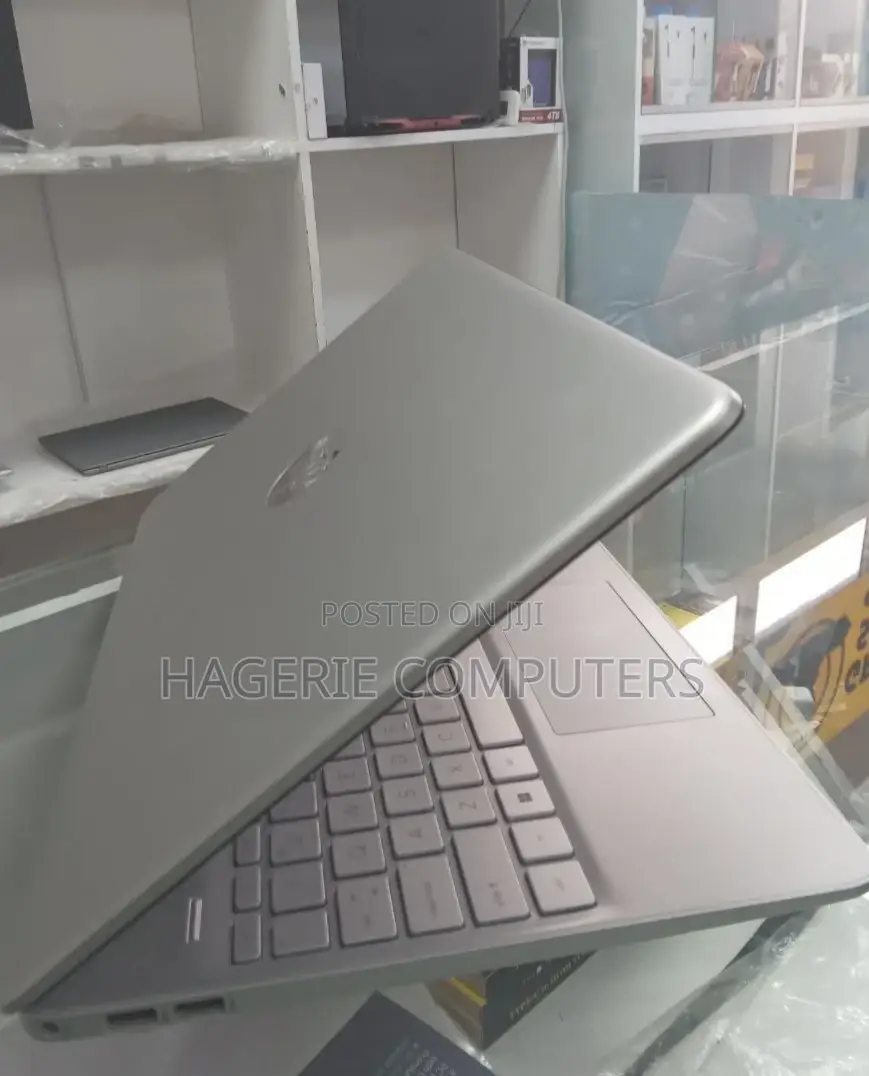 New Laptop HP Stream Notebook 16GB Intel Core I7 SSD 512GB