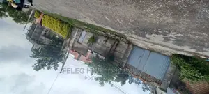 የሚሸጥ የድሮ ቪላ ቤት ያለው ቦታ