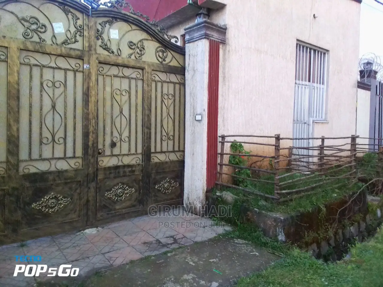 5bdrm House in Coca Sefer, Bole for Sale