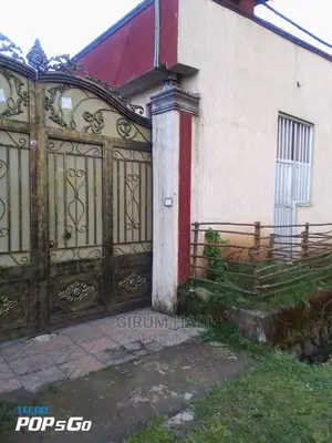 5bdrm House in Coca Sefer, Bole for Sale