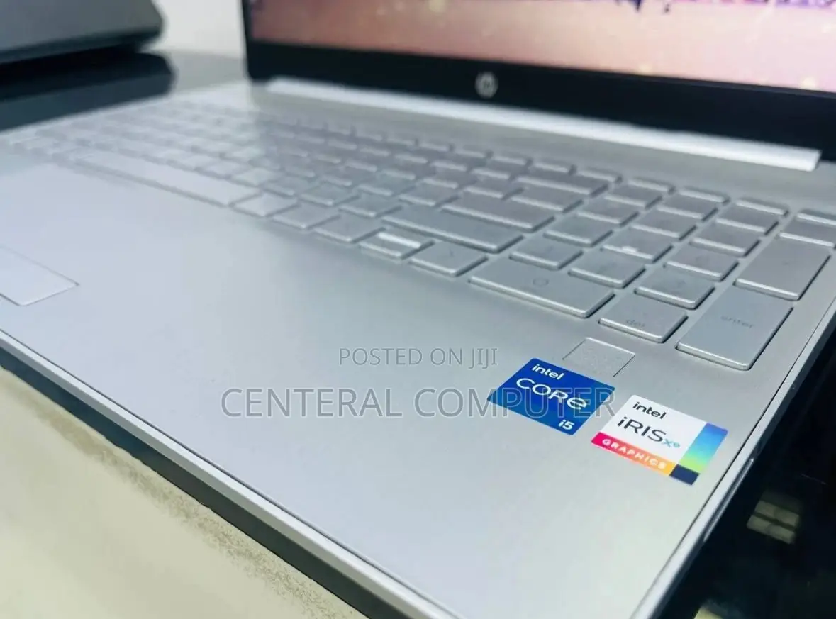 New Laptop HP Stream 11 Pro G3 8GB Intel Core I5 SSD 512GB