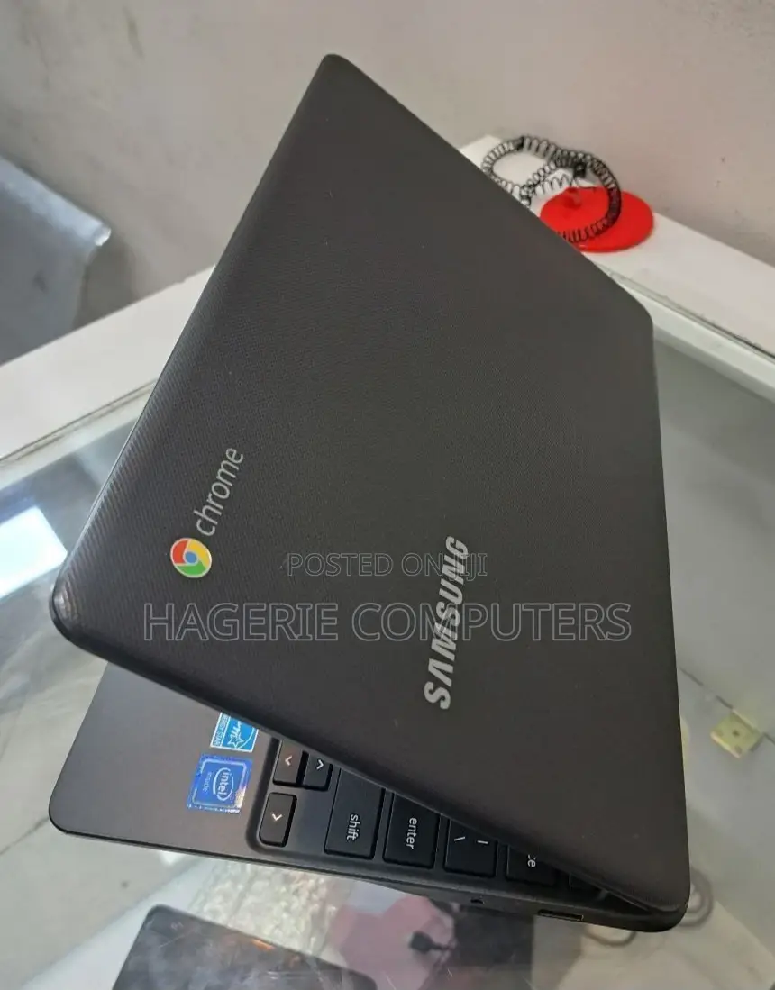 New Laptop Samsung Chromebook Plus 4GB Intel SSD 16 GB