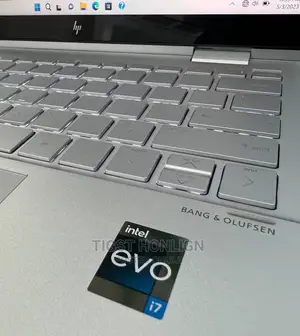 New Laptop HP Envy X360 8GB Intel Core I7 SSD 512GB