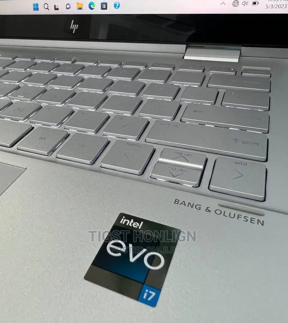 New Laptop HP Envy X360 8GB Intel Core I7 SSD 512GB