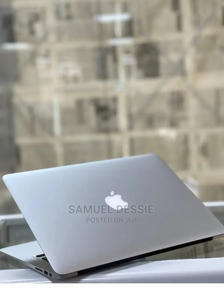 New Laptop Apple MacBook Air 2015 4GB Intel Core I5 SSD 128GB