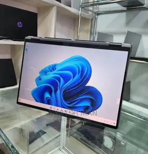 New Laptop Lenovo Yoga 710 8GB Intel Core I5 SSD 256GB