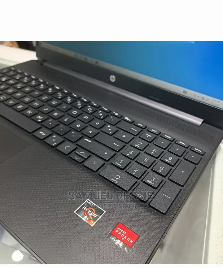 New Laptop HP Stream Notebook 8GB AMD Ryzen 3 SSD 256GB