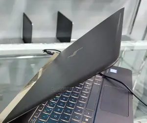 New Laptop HP Spectre 13 8GB Intel Core I7 SSD 256GB