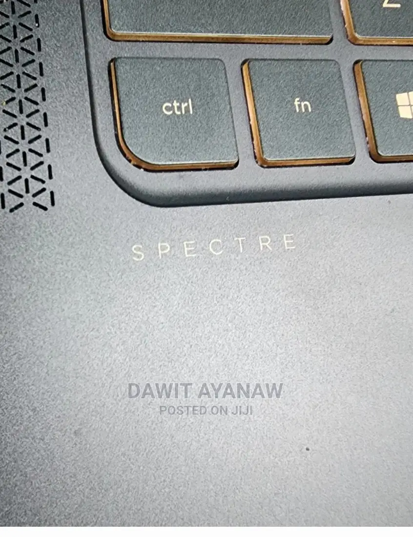 New Laptop HP Spectre 13 8GB Intel Core I7 SSD 256GB