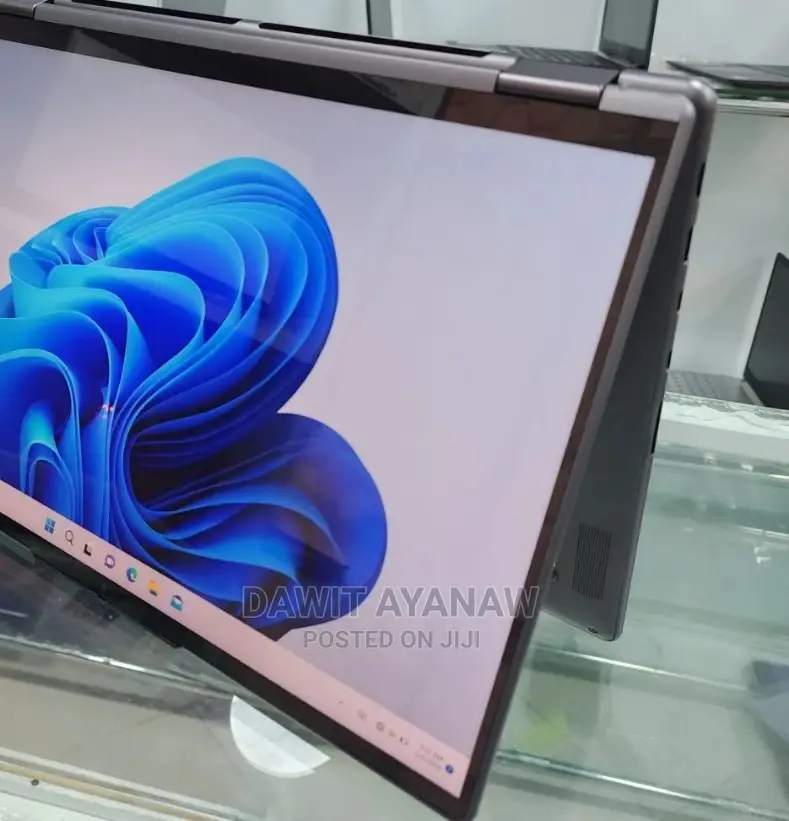 New Laptop Lenovo ThinkPad Yoga 8GB Intel Core I7 SSD 256GB