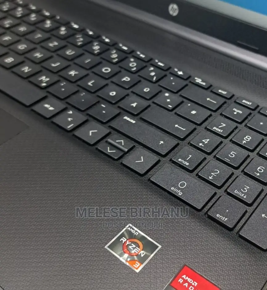 New Laptop HP Stream Notebook 8GB AMD Ryzen 3 HDD 1T