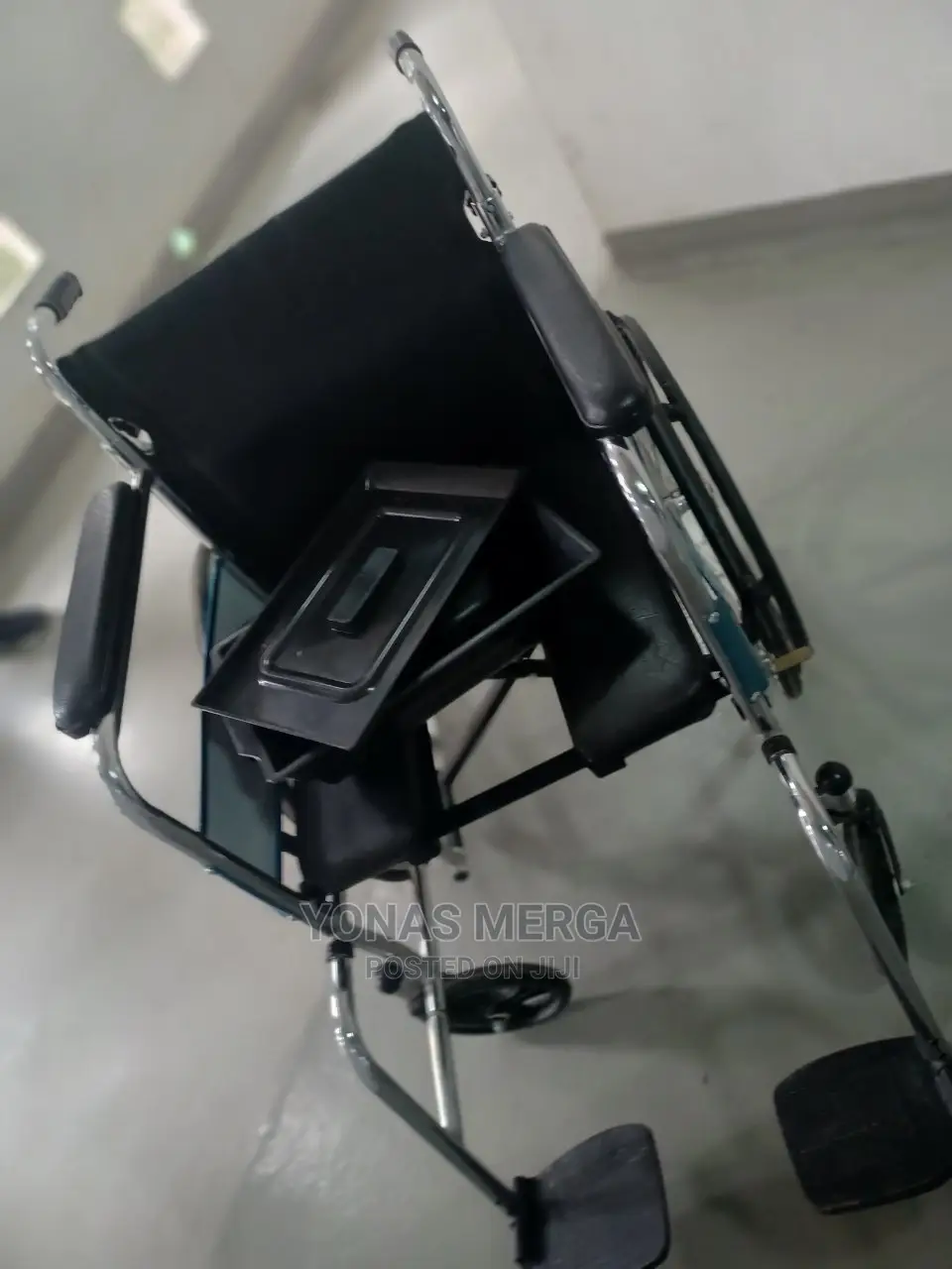 Slightly Used Commod Wheel Chair