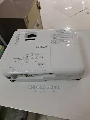 Photo - Epson S41 Projector