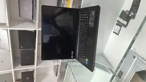 New Laptop MSI GP75 Leopard 16GB Intel Core I7 SSD 1T