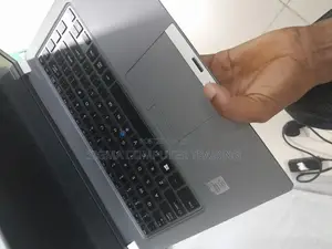 New Laptop Toshiba Portege R500 8GB Intel Core I5 SSD 256GB