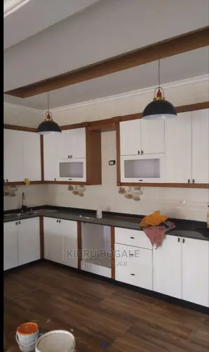 9bdrm House in Samit, Bole for sale