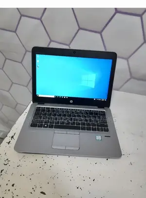 Photo - New Laptop HP EliteBook 820 G3 8GB Intel Core I7 SSD 256GB