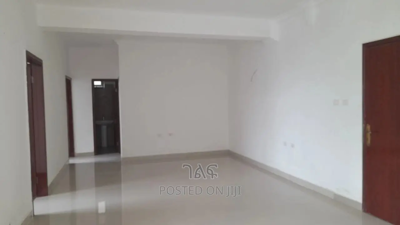 2bdrm Apartment in የኖህ, Bole for sale