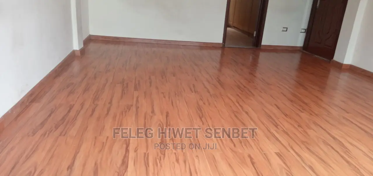 6bdrm House in አአ, Bole for Sale