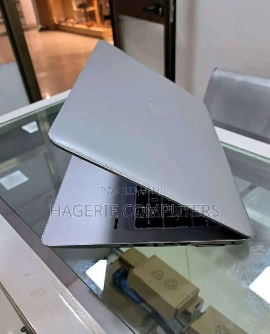 New Laptop HP EliteBook X2 1012 G1 8GB Intel Core I5 HDD 1T