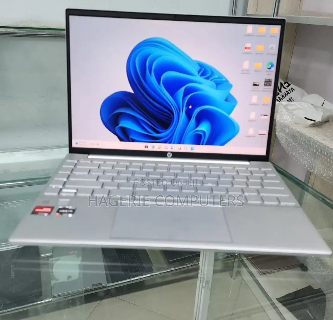 New Laptop HP Spectre Folio 13 16GB Intel Core I7 SSD 256GB