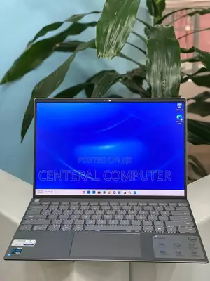 Photo - New Laptop Dell Inspiron 13 1318 16GB Intel Core I5 SSD 512GB