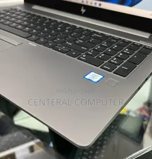 Photo - New Laptop HP ZBook Studio G3 16GB Intel Core I5 SSD 512GB