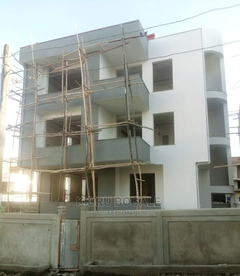 9bdrm House in Ayat, Bole for Sale