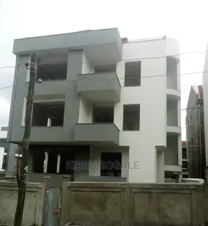 9bdrm House in Ayat, Bole for Sale