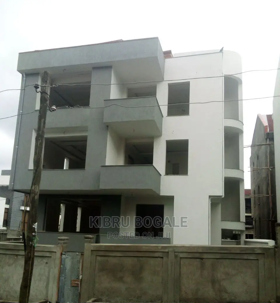 9bdrm House in Ayat, Bole for Sale
