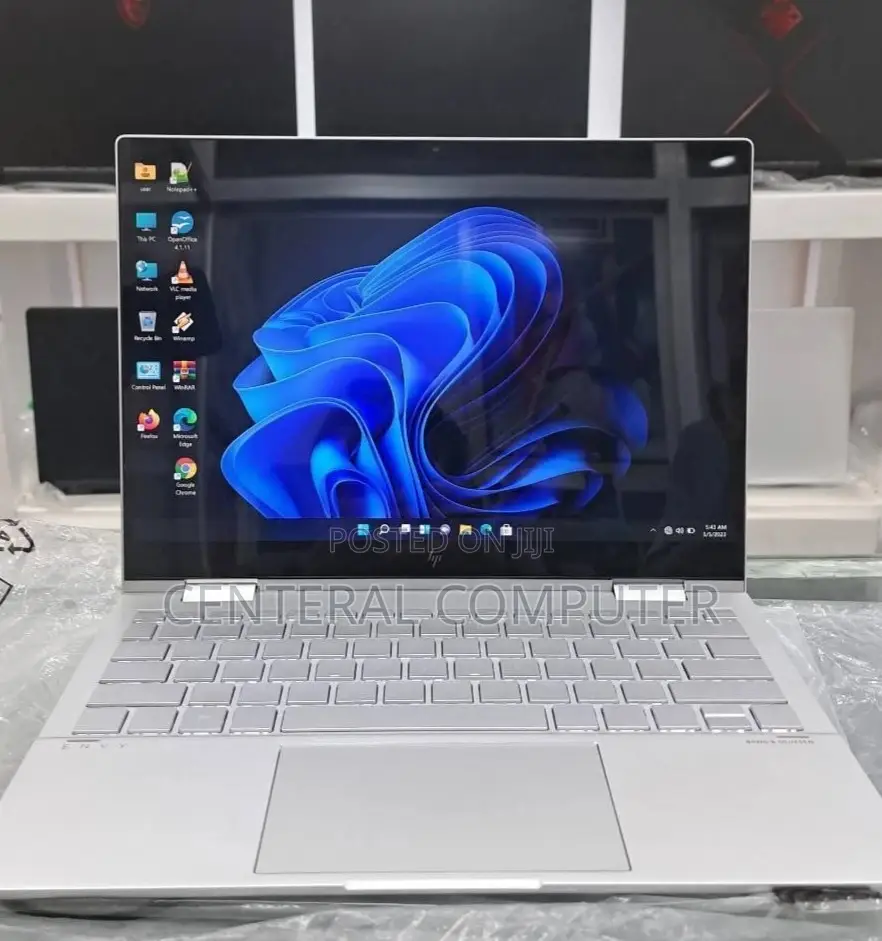 New Laptop HP Envy X360 15z 8GB Intel Core I7 SSD 512GB