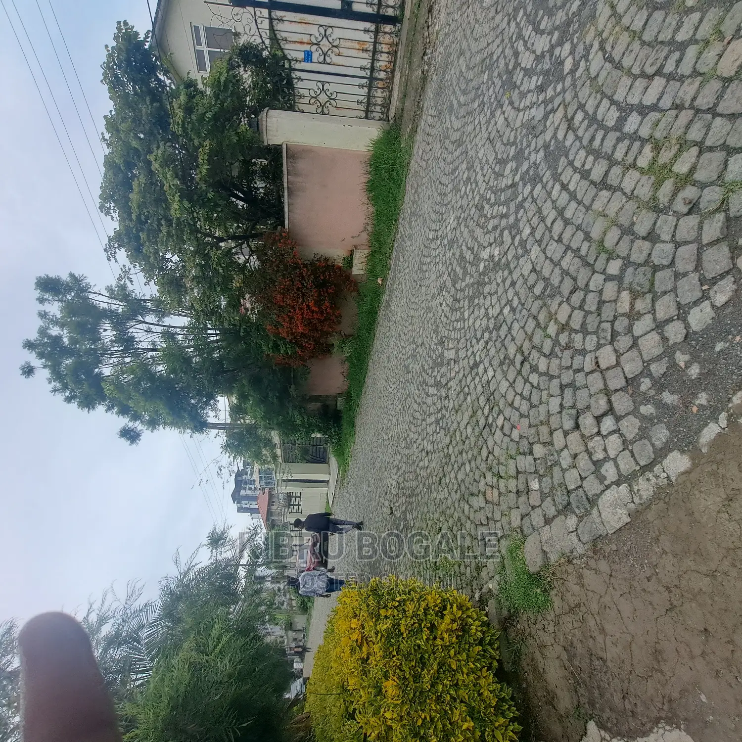 9bdrm House in Ayat, Bole for Sale